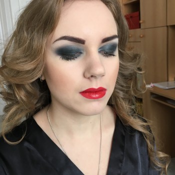 Вечерний макияж
                    Визажист Анника Днепр