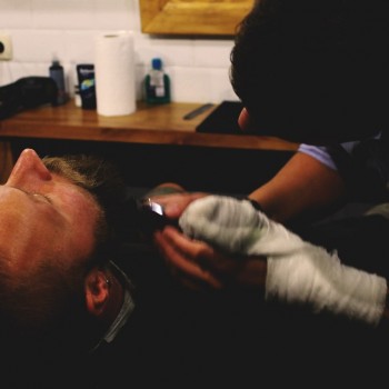 Опасное бритье
                    Барбершоп Gentlemen's Club Вінниця