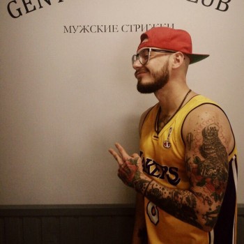Мужская стрижка + стрижка бороды
                    Барбершоп Gentlemen's Club Винница