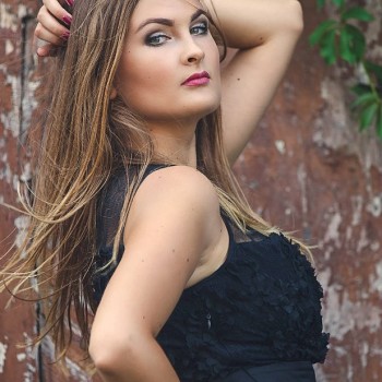 Вечерний макияж
                    Визажист Ирина Орленко Винница