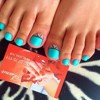 Педикюр + гель-лак
                    Салон краси Loren Вінниця