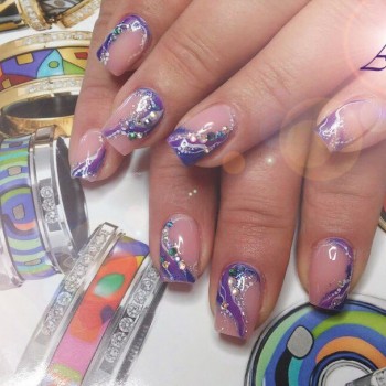 Маникюр
                    Салон красоты Артхолл Винница