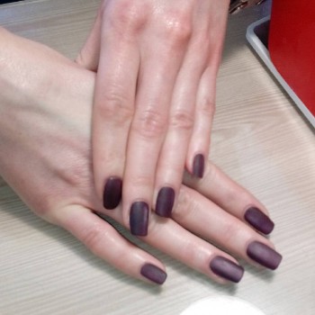 Покрытие гель-лак
                    Мастер маникюра Таисия Конотоп Винница