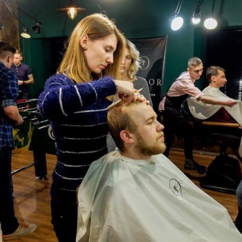 Мужская стрижка + борода
                    Барбершоп Frisor Херсон