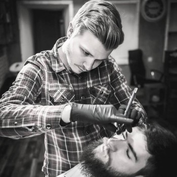 Стрижка бороды и усов
                    Барбершоп Lumber Херсон