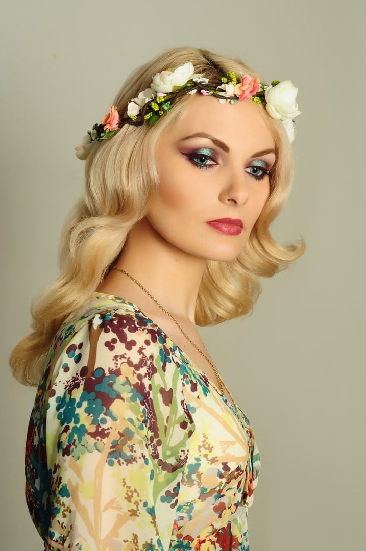 Портретна фотосесія жіночна з вінком, фото - Візажист Елена Шевченко