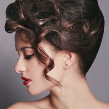 Укладка волос
                    Парикмахер Светлана Буковня Херсон