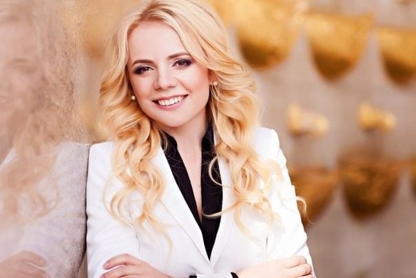 Стильна фотосесія ділова портретна, фото - Візажист Елена Саврилова