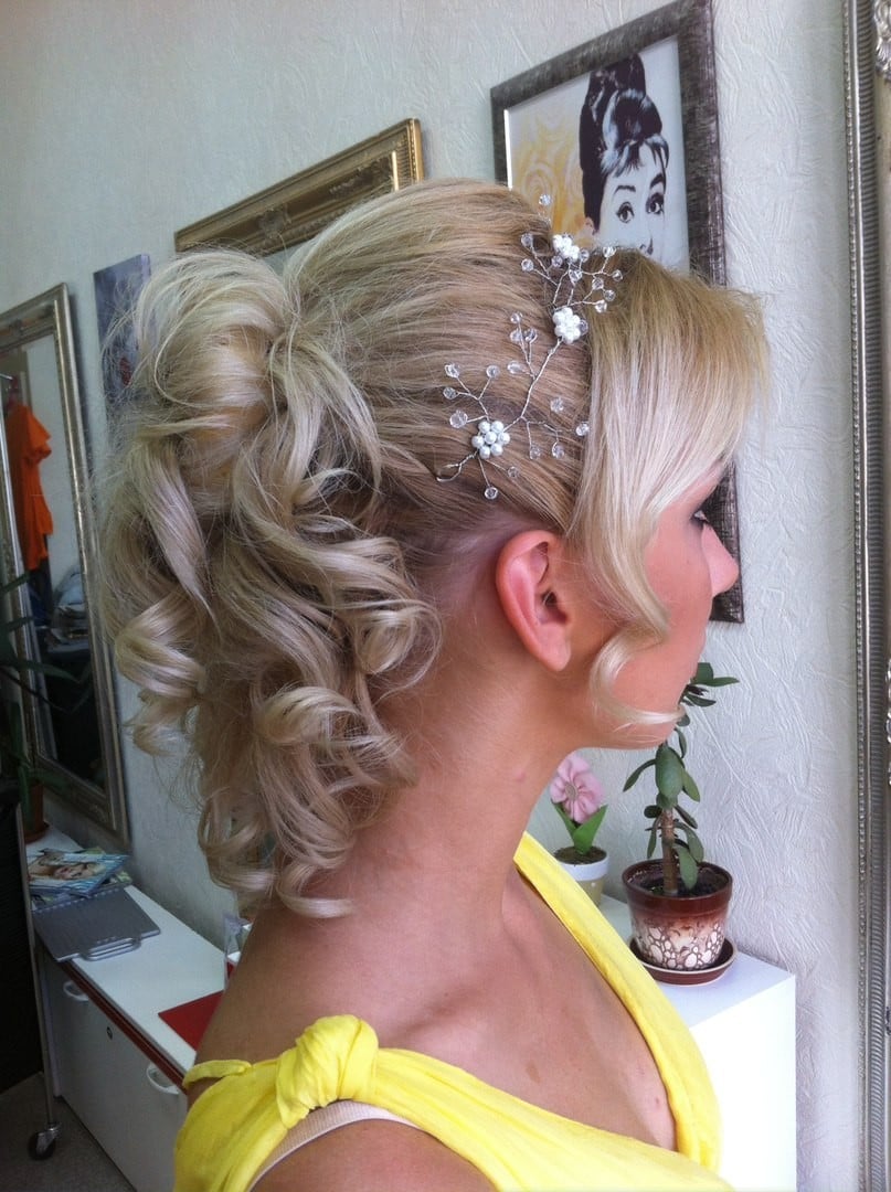 Укладка волос блонд локоны, фото -  Beauty Salon Ирины Папроцкой