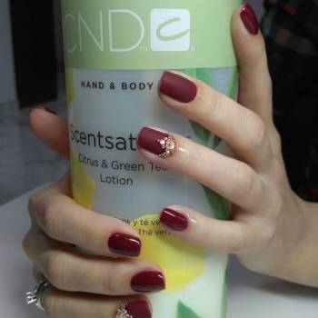 Фото с портфолио Nail Bar