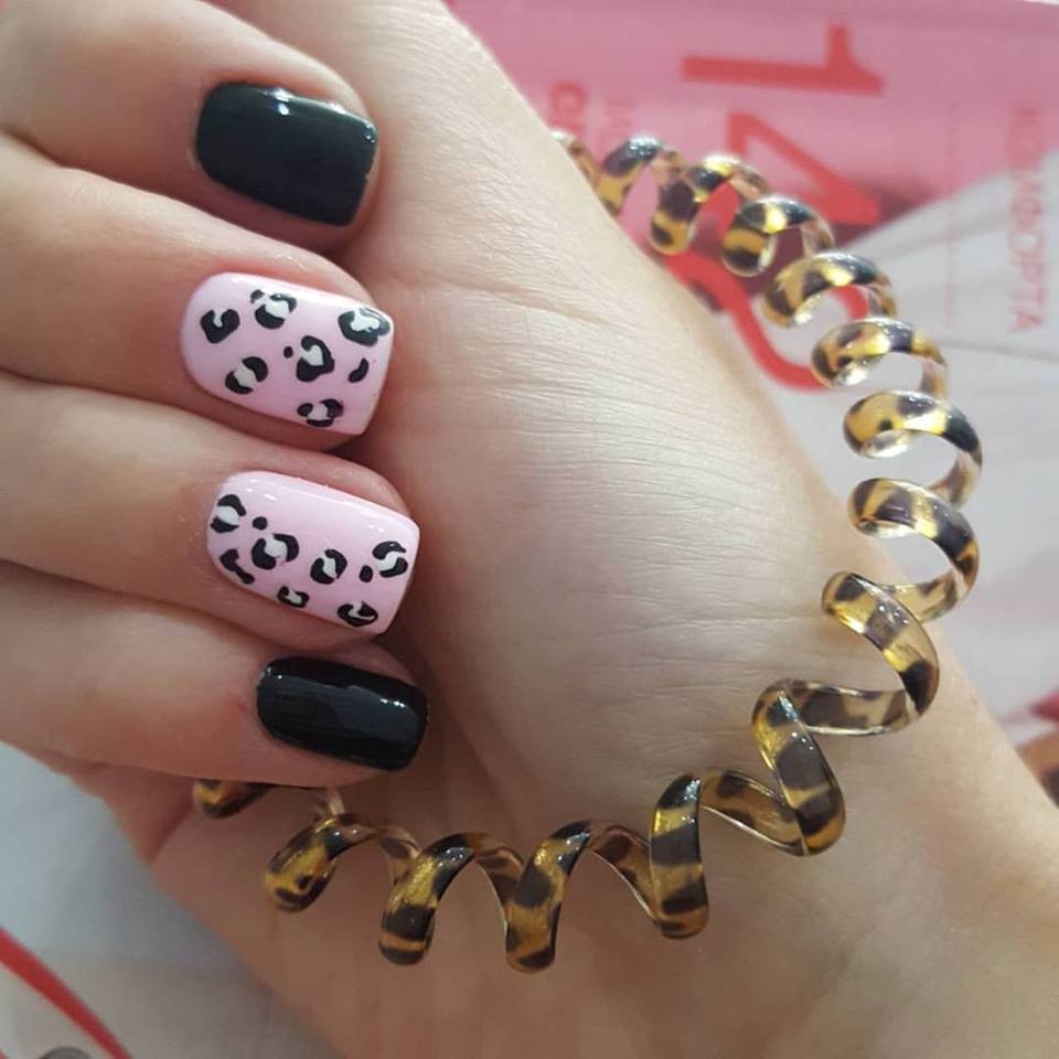 Маникюр с рисунком черный розовый, фото - Студия красоты Salon for You