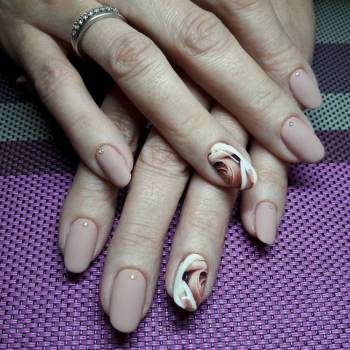 Манікюр, фото -  Астра