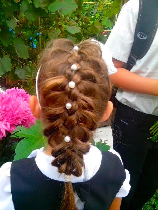 Укладка волосся стрижка для дівчинки плетіння, фото -  Елена