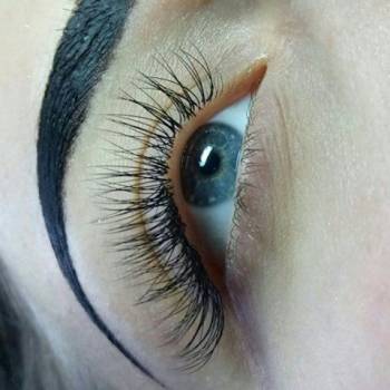 татуаж бровей, наращивание ресниц