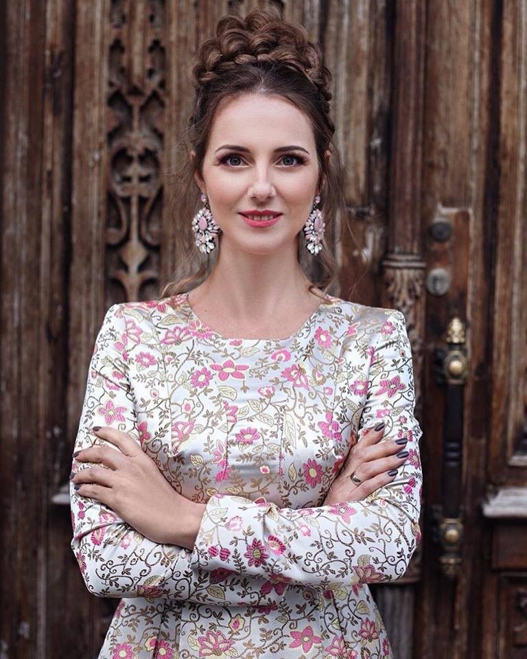 Стильна фотосесія портретна жіночна, фото - Студія краси Марафет