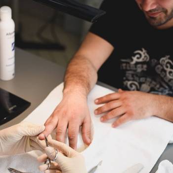 Манікюр оформлення брів нарощеннявій, фото -  Groom