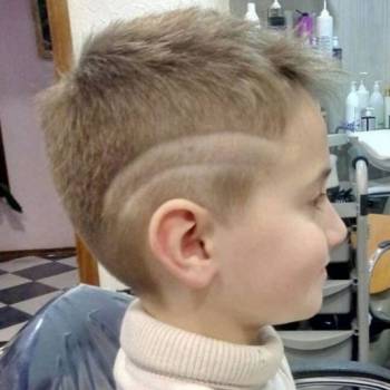 дитяча стрижка, оформлення брів, нарощеннявій