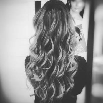 Укладка волос длинные волосы оформление бровей, фото -  Dazzling Salon