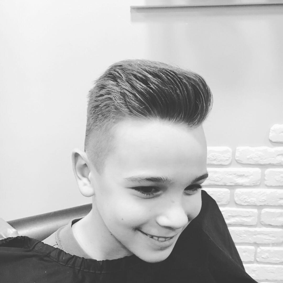 Стрижка модельная + укладка, фото -  Dazzling Salon
