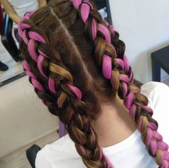 Плетение волос боксерские косы розовый цвет, фото -  Академия красоты