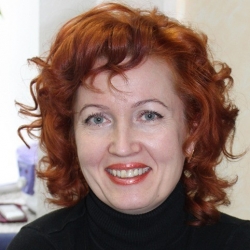 Елена Глущенко