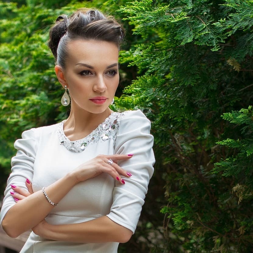 Фотосессия на природе стильная портретная, фото - Визажист Анна Онищенко