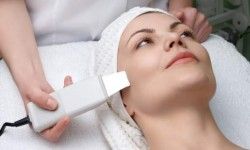 Полностью безболезненная ультразвуковая чистка лица Салон краси Ателье красоты Київ