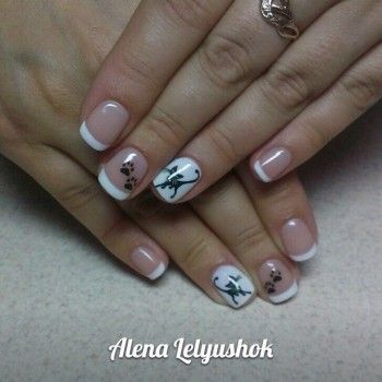 Французский/лунный маникюр
                    Майстер манікюру Алёна Лелюшок Одеса