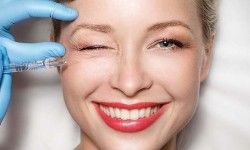 Биоревитализация гиалуроновой кислотой Салон красоты Студия красоты Jazz Киев