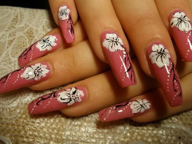 Маникюр с рисунком розовый на длинные ногти, фото -  Perfect Style