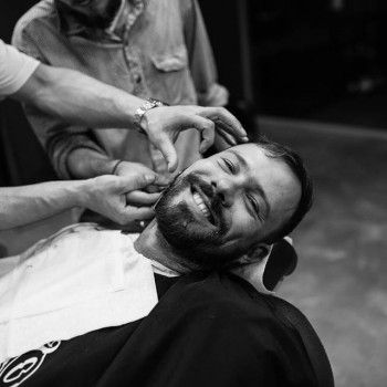 Стрижка бороды
                    Барбершоп Barboss Киев