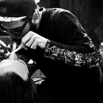 Укладка волос барбершоп оформление бровей, фото -  Firm