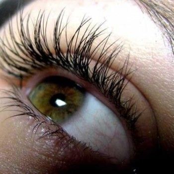 Наращивание ресниц 3D
                    Салон красоты She Велюр Киев