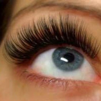 Наращивание ресниц 3D
                    Салон красоты She Велюр Киев