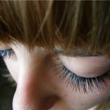 Наращивание ресниц 3D
                    Салон красоты She Велюр Киев