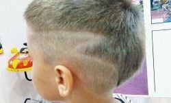 Выстригание рисунков Парикмахерская Симпа Киев