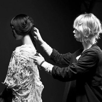 Свадебная прическа
                    Салон красоты Erteqoob Київ