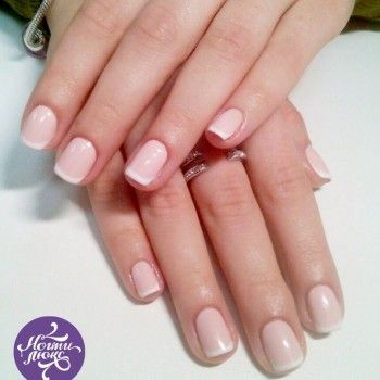 Наращивание ногтей френч
                    Салон маникюра Lem Glam Киев