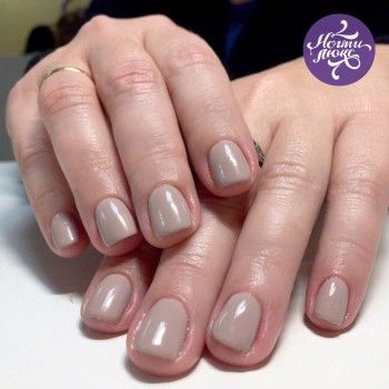 Покрытие Vinylux
                    Салон маникюра Lem Glam Киев