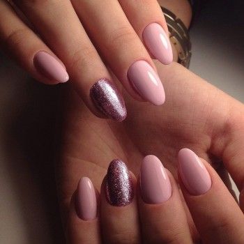 Покрытие Vinylux
                    Салон маникюра Lem Glam Киев